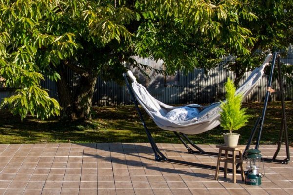 画像4: 木目調タイル BT1503B 300角【10枚/1箱】 (4)